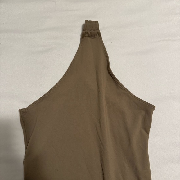 Babaton Bodysuit - Picture 4 of 4